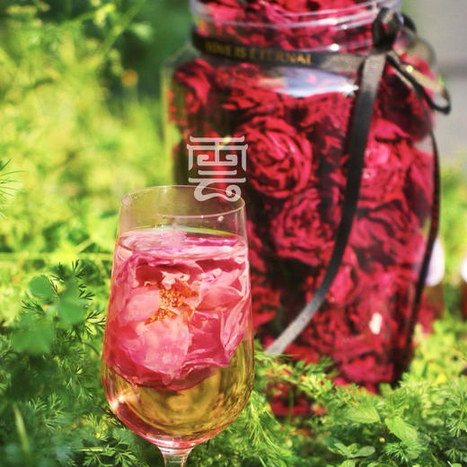 【赠送精油皂玫瑰酱】云南雲巅源府冻干墨红玫瑰 120g/罐送礼袋 商品图6