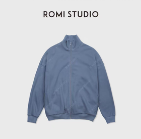 ROMI STUDIO“松弛复古”棉感立领洗水落肩针织短外套 RWCSWY7267