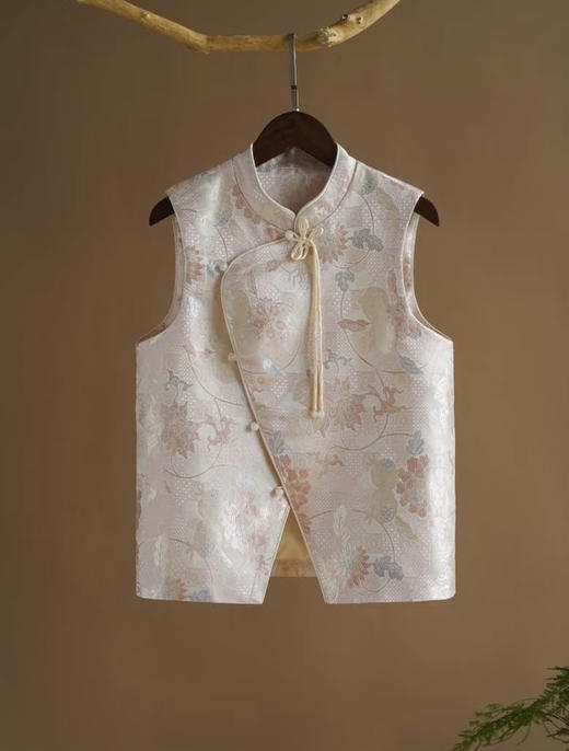 梦合宝相福桃马甲 商品图0