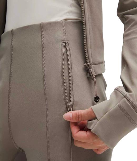 一店d 神裤𝐋𝐮 Define Luon™ 中高腰休闲阔腿裤来 又是被lu狠狠拿捏的一条 它家出了名超好穿的Luon™ 面料 上身自带垂感 外加独有的高腰阔腿版型 显瘦显腿长 商品图5