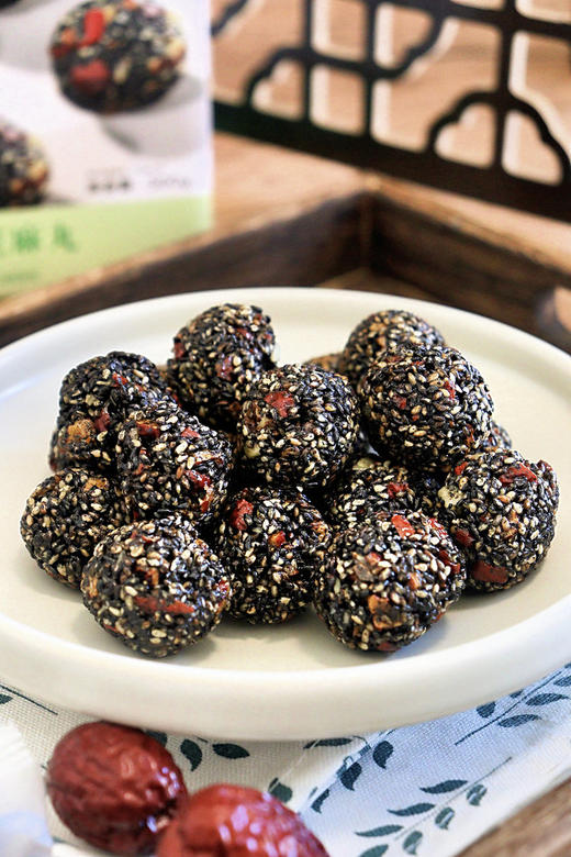 【天鲜萌·红枣枸杞桑葚芝麻丸】一颗朴素丸子😋藏着食养的大智慧！补肝肾、润肠燥、乌发养颜！ 商品图2
