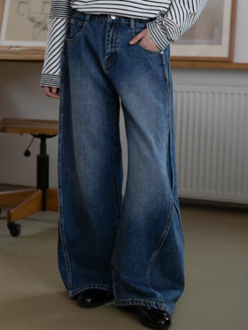 步履不停/6A42121C/水洗弯刀牛仔裤