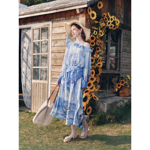 两三事海岛热恋2026春新款度假风木耳边斜露肩领绑带印花雪纺衫女 商品图1