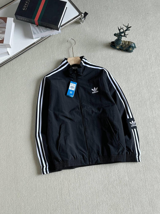 春秋款刺绣三叶草外套男女同款运动潮流三条杠情侣宽松上衣立领外套 商品图4