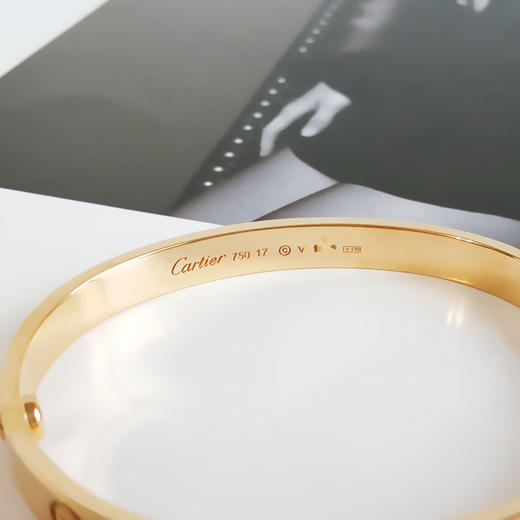 【95新】Cartier卡地亚LOVE系列B603551718K黄金宽版无钻LOVE三代手镯17号中性款120326TJ18 商品图5