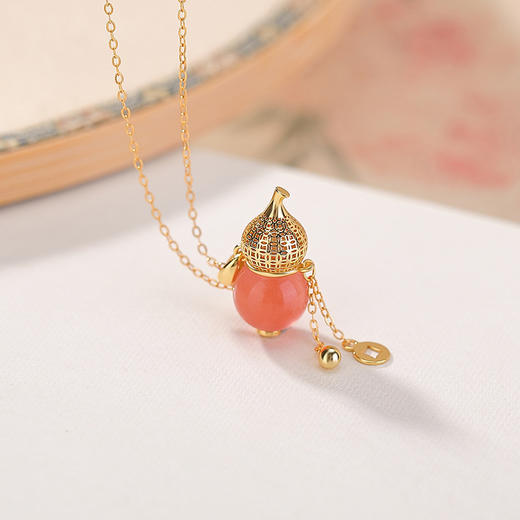 【福禄纳财】S925纯银镀金水红蜜蜡葫芦铜钱镂空吊坠【CW-DZ07250】 商品图1