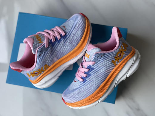 317-5  怒推 hoka clifton 9代 轻薄鞋面松紧鞋带 超轻厚底 马赫童鞋 运动鞋 商品图2