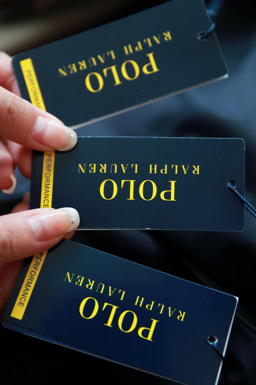 压胶工艺+双拉链设计，软壳冲锋衣一枚。户外登山连帽夹克E031788 商品图14