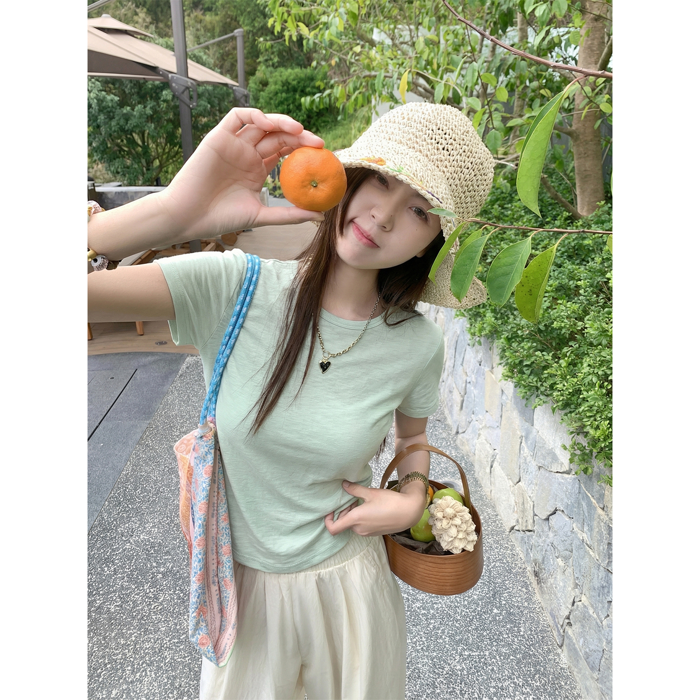 <曾小咸推荐>韩系圆领正肩短袖t恤上衣【预售款，预计3-15天！！】