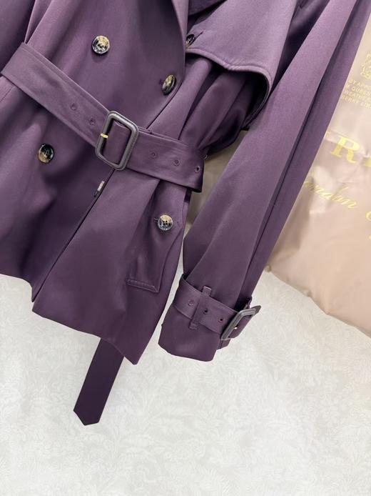 【可换码，不可退】巴宝莉 Fitzrovia 短款风衣 安哥拉酒红色（MM） 商品图4