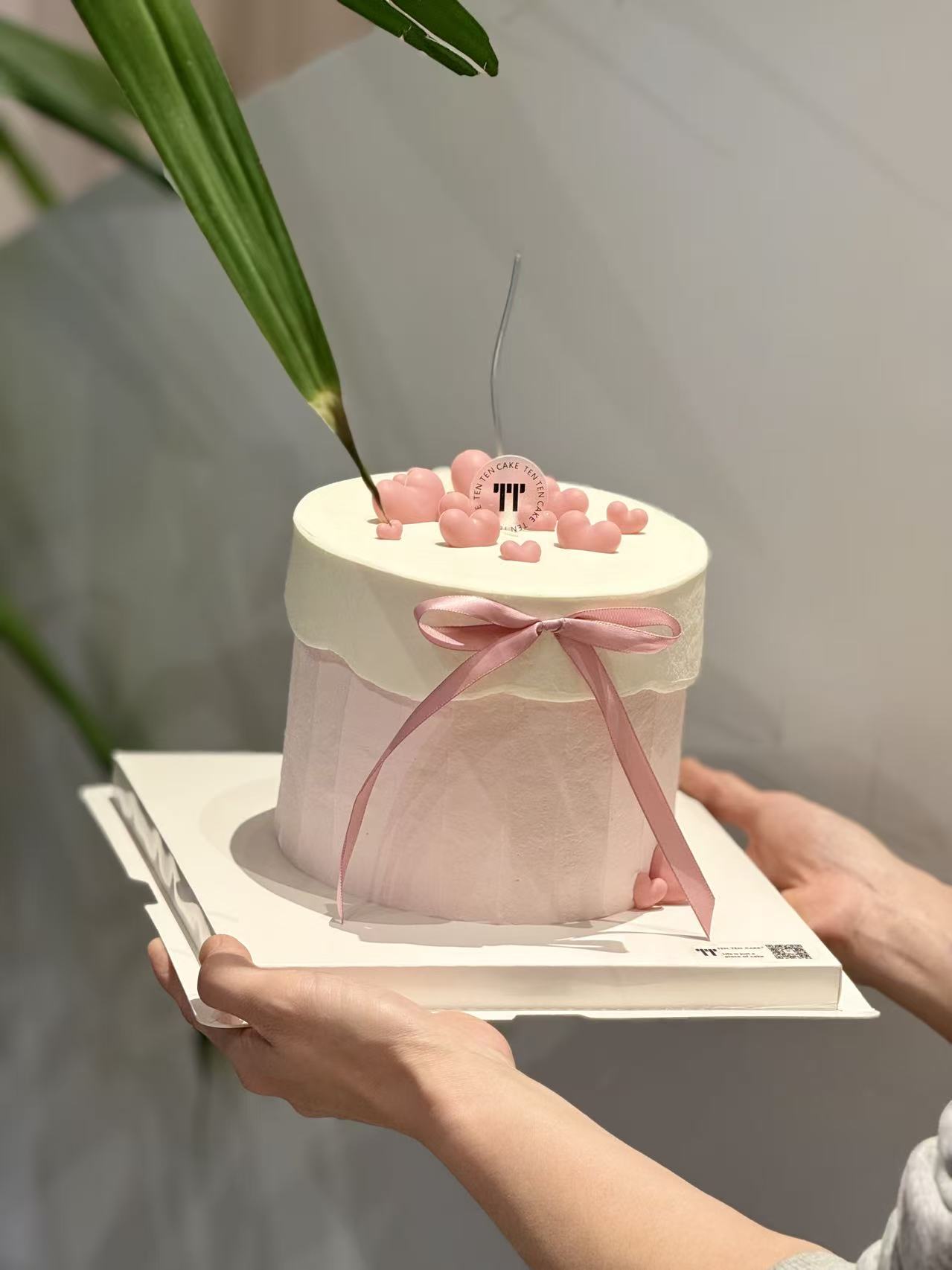 法式简约款爱心蛋糕