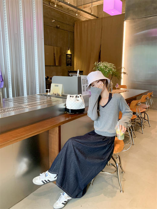 <曾小咸推荐>3.17现货秒杀 ！微信超特价！2色假两件拼接针织衫 日常159.99 立减80 秒杀79.99！！半身裙 秒杀99.99！！ 商品图9