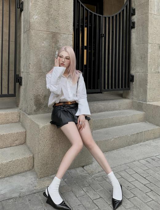 一店k （头层牛皮！双面款！）再也不用极限二选一纠结颜色了！CE 新款双面腰带简直拯救所有穿搭！花一条皮带的钱得两条！超多明星同款~经典凯旋门皮带 商品图2