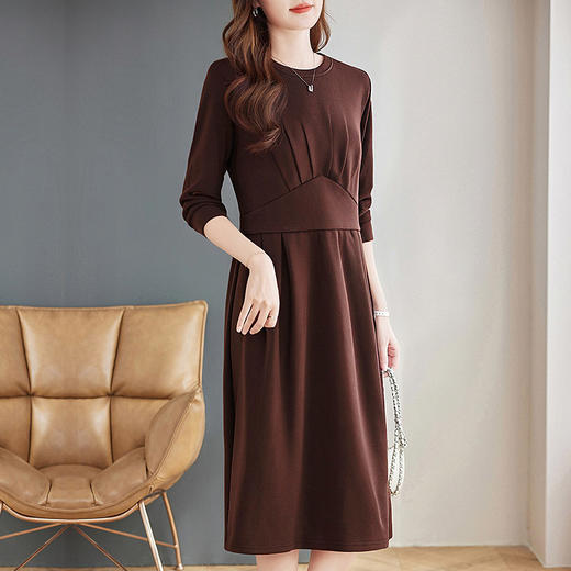 高级长袖连衣裙女2026新款冬装胖MM大码女装洋气宽松直筒圆领裙子 商品图2