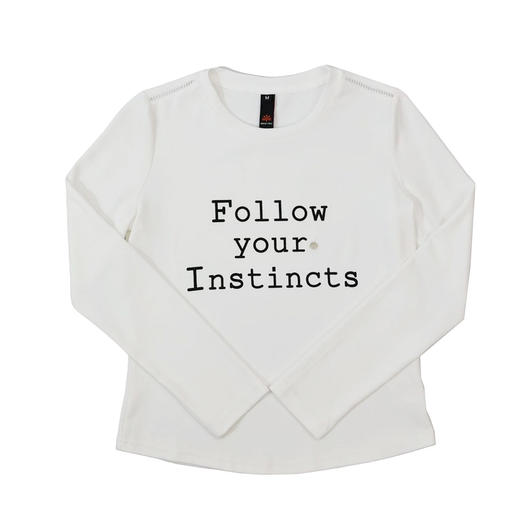 半身缘女装 春季轻肤字母印花肩部镂空修身T恤261213U01140274 商品图2