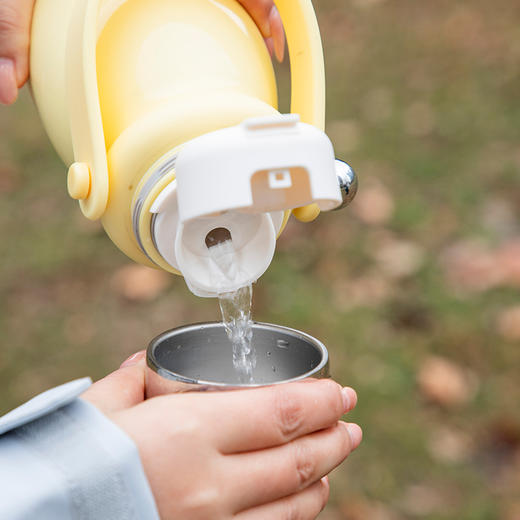 UKA buling拎拎杯保温杯 一杯三饮 便携提手 保温锁冷 简约高级 650ml 3色可选 商品图11