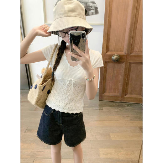 <曾小咸推荐>韩系v领镂空针织t恤女短袖 商品图0