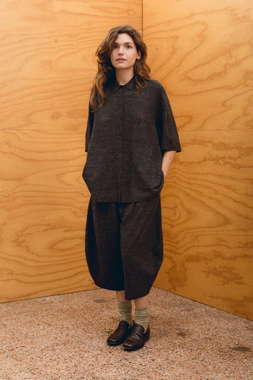 Boboutic 26SS 深灰星芒丝棉肌理针织褶裥茧型裤 商品图8