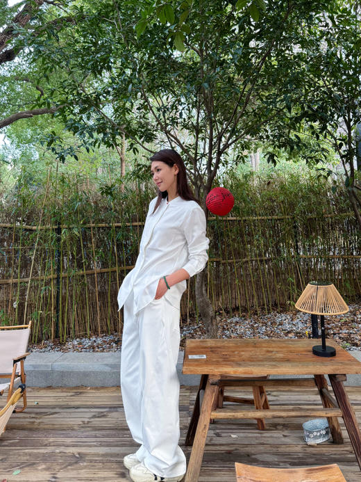 【中式之美】噢蜜ooomeooo小红扣刺绣白衬衫 商品图1