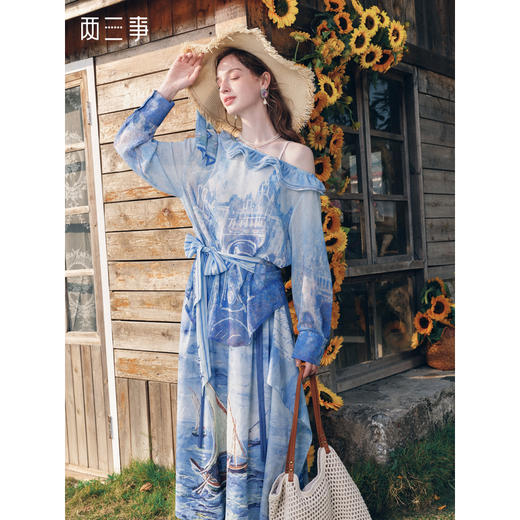 两三事海岛热恋2026春新款度假风木耳边斜露肩领绑带印花雪纺衫女 商品图0
