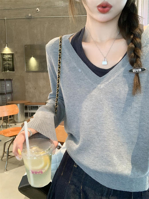 <曾小咸推荐>3.17现货秒杀 ！微信超特价！2色假两件拼接针织衫 日常159.99 立减80 秒杀79.99！！半身裙 秒杀99.99！！ 商品图4