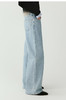 全棉牛仔阔腿长裤 经典浅蓝环保牛仔裤 意大利进口环保牛仔面料 经典畅销裤型 轻松拿捏高级氛围感 阔腿版型 显瘦显高一步到位 商品缩略图2