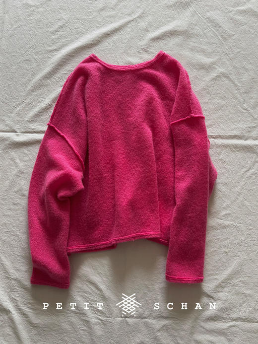 Petit Schan小闪 CLO#1078 Peach blossom cheeks 人面桃花 云朵羊绒系列羊绒小圈纱手工染色长袖套头衫 商品图4