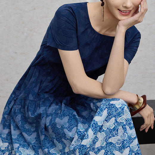 【林栖设计小店】 翩然蝶舞|纯棉蝴蝶印花渐变蓝宽松2026早春新品连衣裙1961265 商品图3