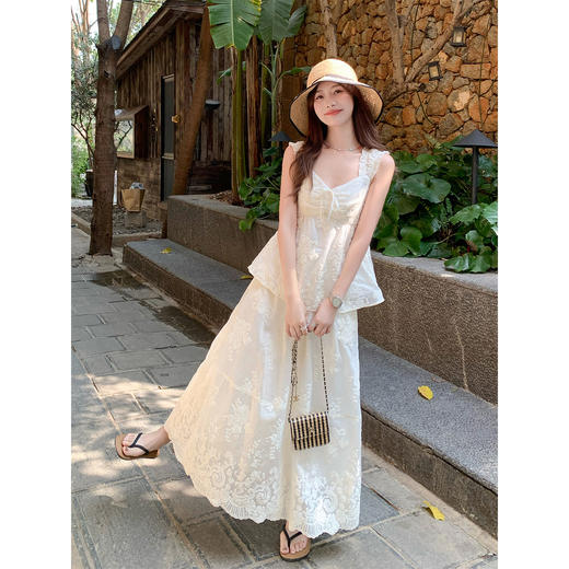 <曾小咸推荐>韩系拼接蕾丝吊带套装裙夏【预售款，预计3-15天！！】 商品图0