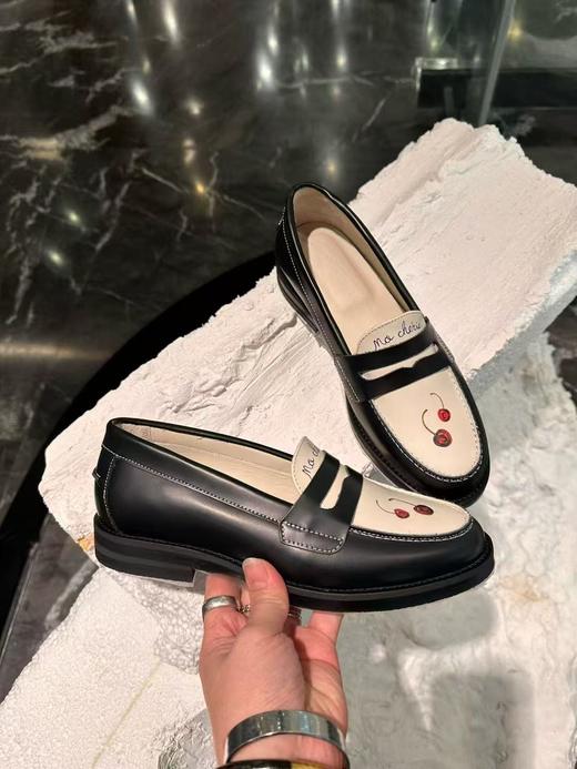 女款樱桃乐福鞋he 商品图1