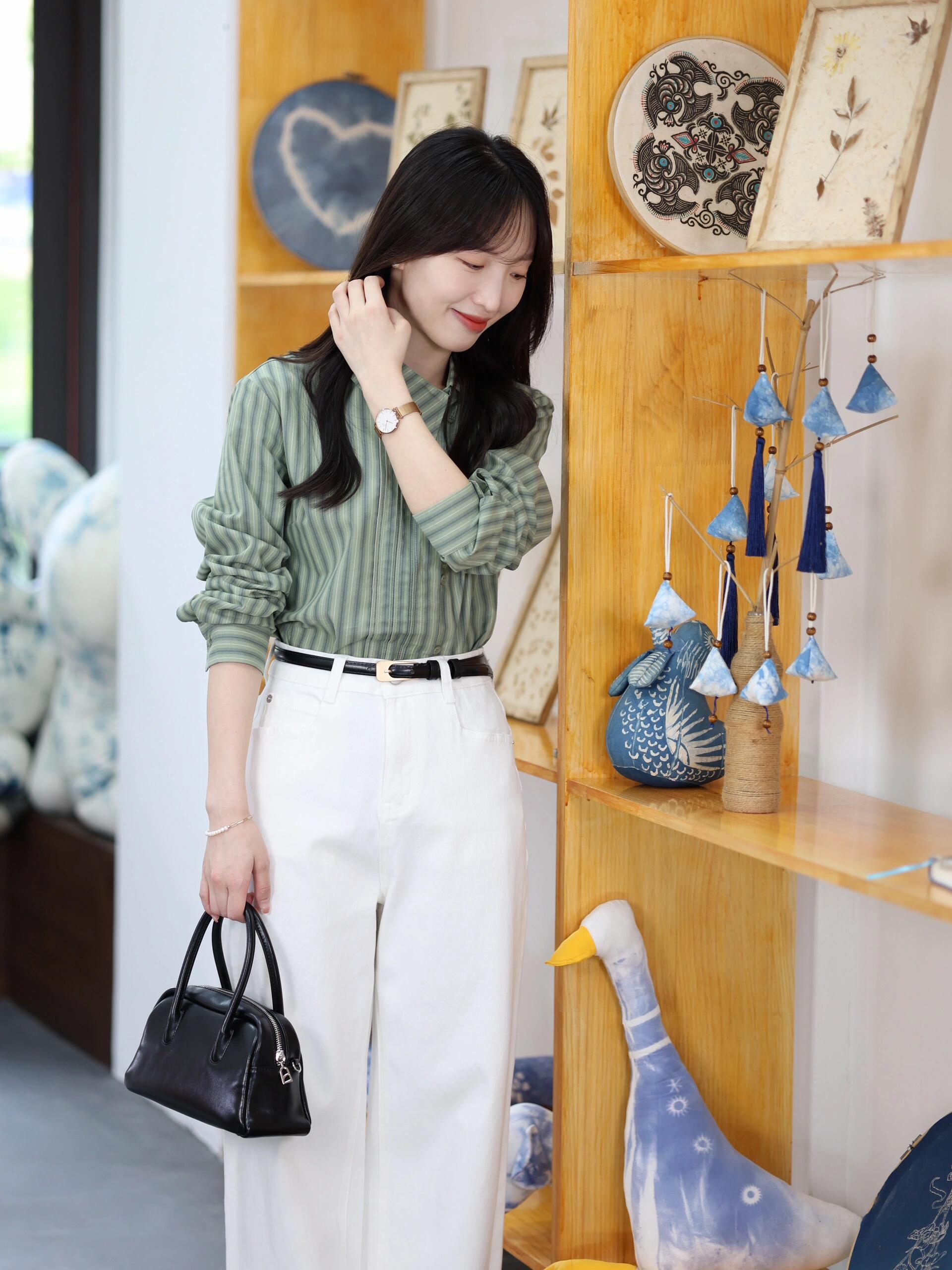 法式高智不规则翻领条纹显瘦衬衫