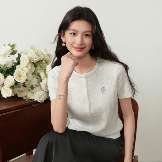 【严选】诗凡黎花纱小凉风绞花针织开衫2026夏新款显瘦透气圆领短袖上衣女7H3330681 商品图4