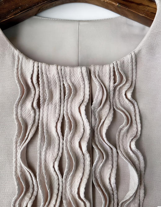 新款春夏外套。 杏色蓝色黑色自己备注号码颜色。 商品图4