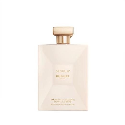 香港直邮美妆【限量10套-送礼袋】香奈儿嘉柏丽尔SPA四件套礼盒  (身体乳200ml+沐浴露200ml+鹅蛋护手霜50ml+山茶花唇膜10g) 商品图5