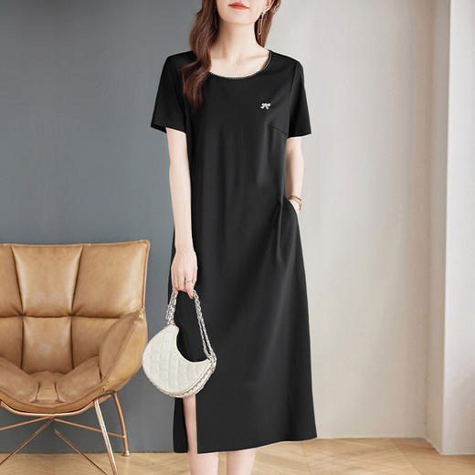 短袖连衣裙女夏季2026新款黑色裙子宽松大码女装洋气显瘦胖mm长裙 商品图0