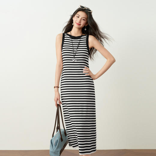 【严选】诗凡黎连衣裙条纹黑白弹力亲肤裙子女2026春夏新款时髦百搭背心式7H3390751 商品图3