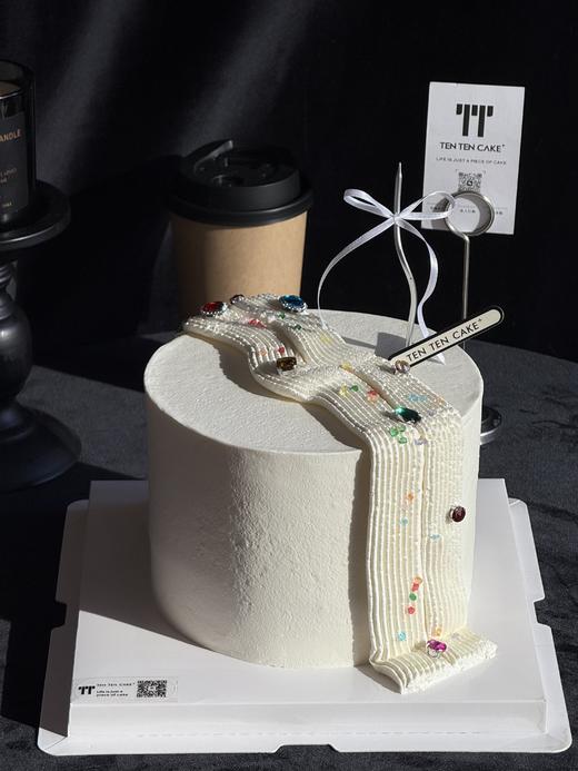 女王宝石蛋糕 商品图0