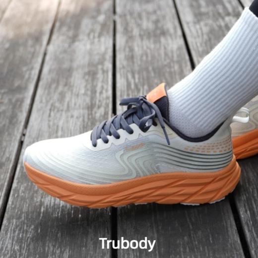 【一代&三代&新款】Trubody作弊鞋 | 男女同款体测鞋、大牌A*L改良款、酷炫配色、酷炫夜光鞋面;轻、软、弹、减震，暴走不累，公路或复杂路面均能胜任 商品图9