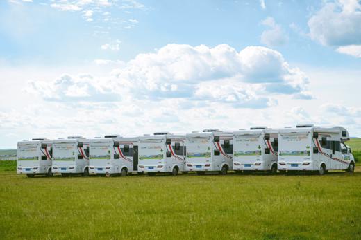 早鸟立减700！房车游牧·乌兰布统6天5晚亲子营 | 漫游达达线，Get央妈认证的最美草原公路！草原深度骑马、少年那达慕，走进草原赛马手的游牧生活，美学下午茶&游牧音乐会... 商品图7