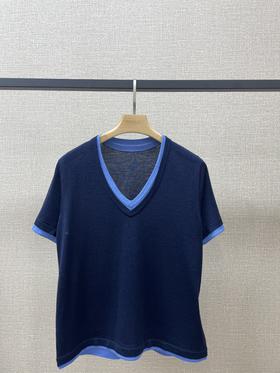 丝毛混纺V领上衣