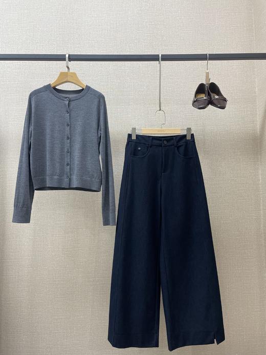 精纺羊毛圆领开衫 商品图6