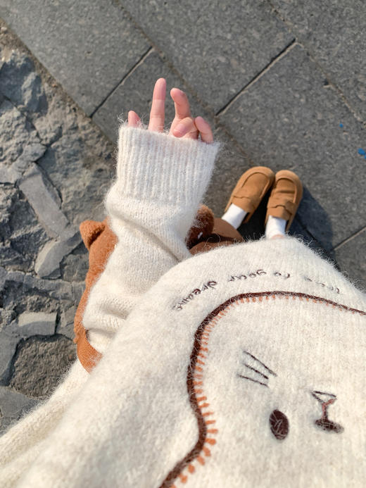 <曾小咸推荐>3.19现货秒杀 ！微信超特价！韩系刺绣毛衣 日常189.99 立减100 秒杀89.99！！复古七分休闲裤 秒杀79.99！！ 商品图13