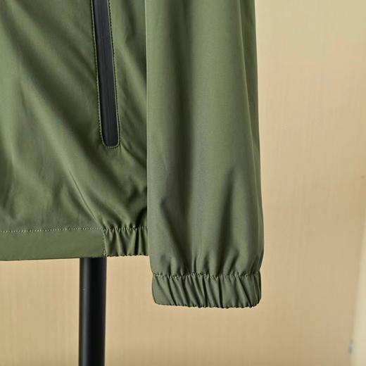 F031864春季新品大气上档次连帽男士夹克外套冲锋衣 商品图9