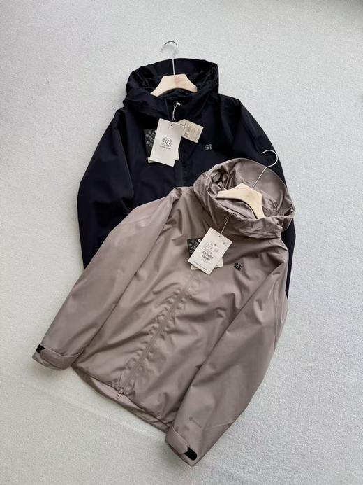 点此购买 可隆春秋季男女款GORE-TEX防水防风高透湿轻量冲锋衣 yh 342598 商品图0