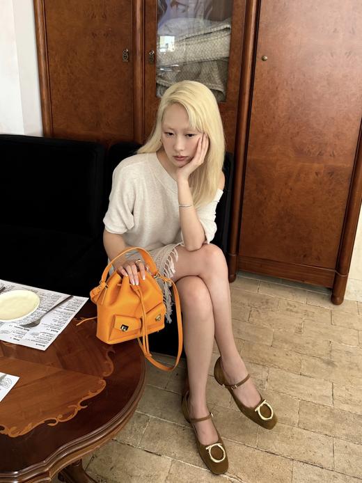 菲拉格慕 GANCINI 玛丽珍鞋 商品图3