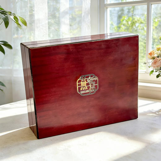 【马来进口大盏燕窝】马来西亚原装进口大盏燕窝钢琴漆面高档礼盒装100g 商品图1