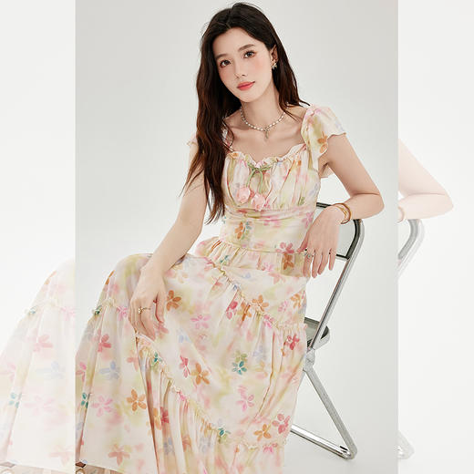 西遇法式方领吊带连衣裙女2026夏季新款小飞袖收腰显瘦碎花中长裙SS060234 商品图3