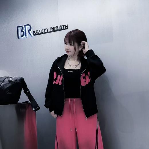 NC撞色字母卫衣式拉链外套60110（黑）春季261011250321 商品图2