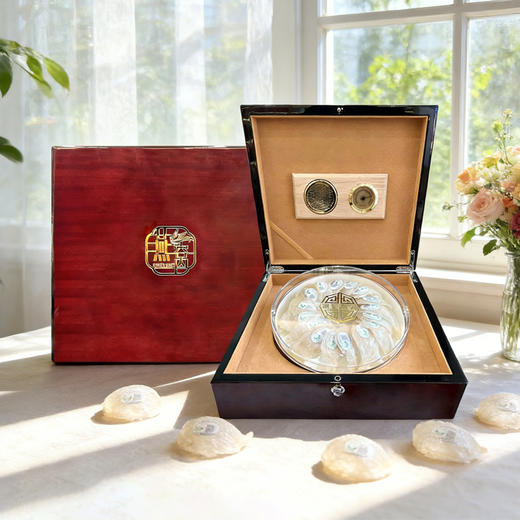 【马来进口大盏燕窝】马来西亚原装进口大盏燕窝钢琴漆面高档礼盒装100g 商品图0