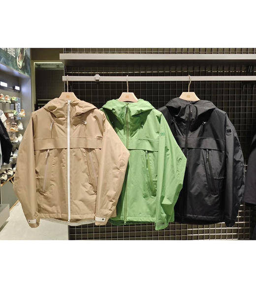 318-3 两棵树 女士四色冲锋衣 外套 再不秒肯定就没了 商品图13